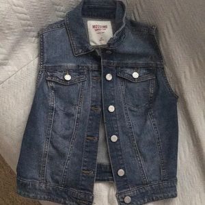 Jean Vest